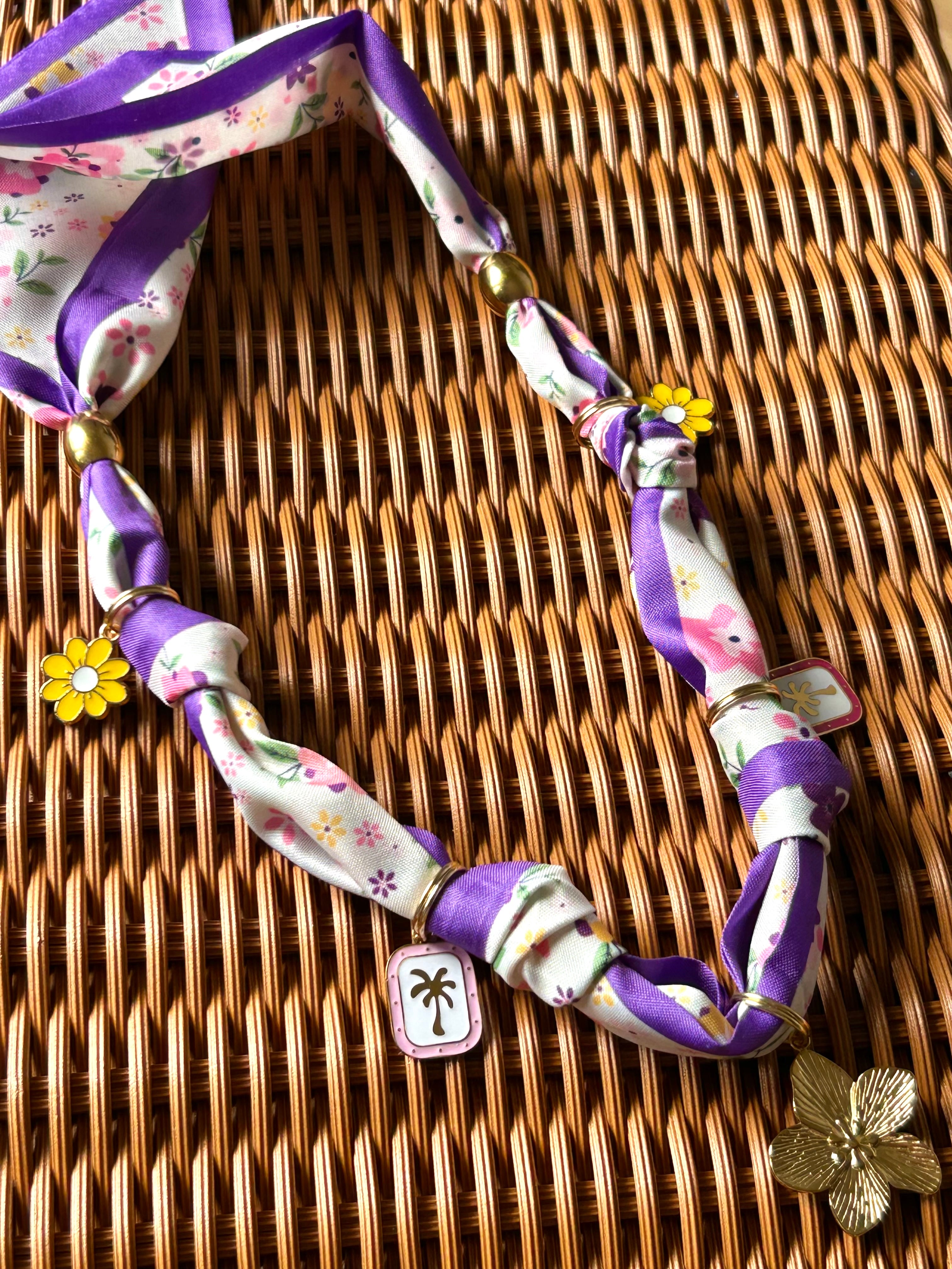 Nilla - Collier foulard